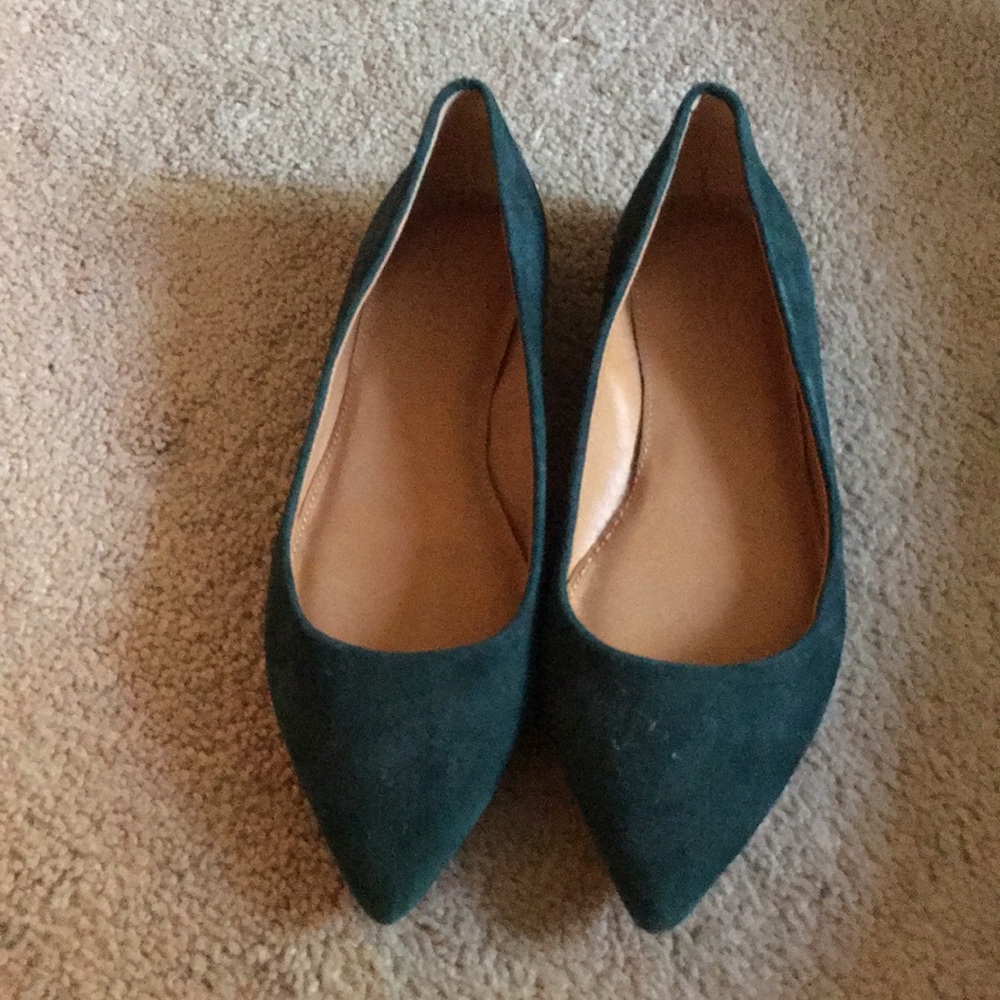 J Crew Forrest green pointed flat. Worms once. 6